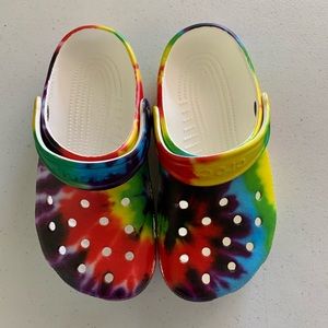 Crocs tie dye brand new!!!